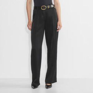 NEW ARITZIA EFFORTLESS  Pants SATIN BLACK SIZE 8- REGULAR LENGTH